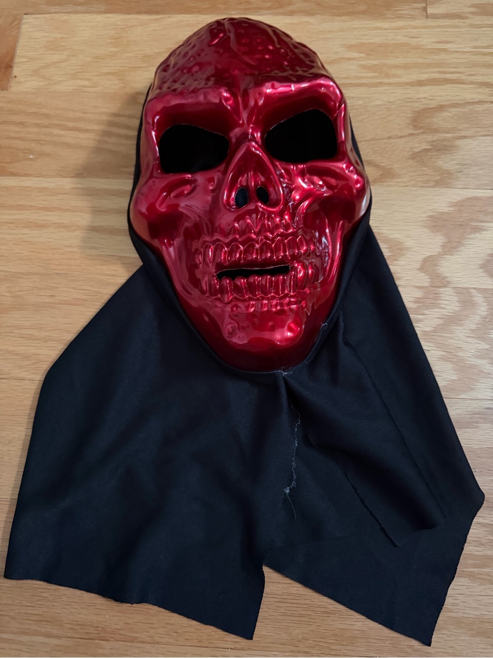 Source Unknown Metallic Red Skull Hooded Kids Costume Mask